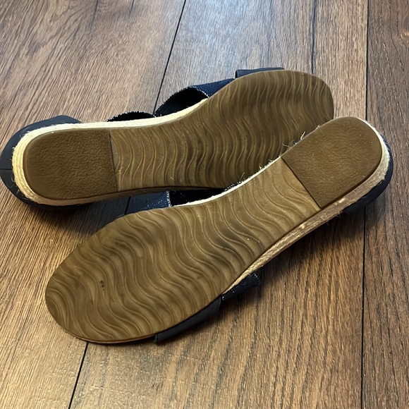 Impo stretch memory foam Roley sandal in Navy - Picture 8 of 8